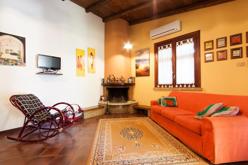 Villino Dei Gabbiani Villa Кастеламаре дел Голфо Стая снимка
